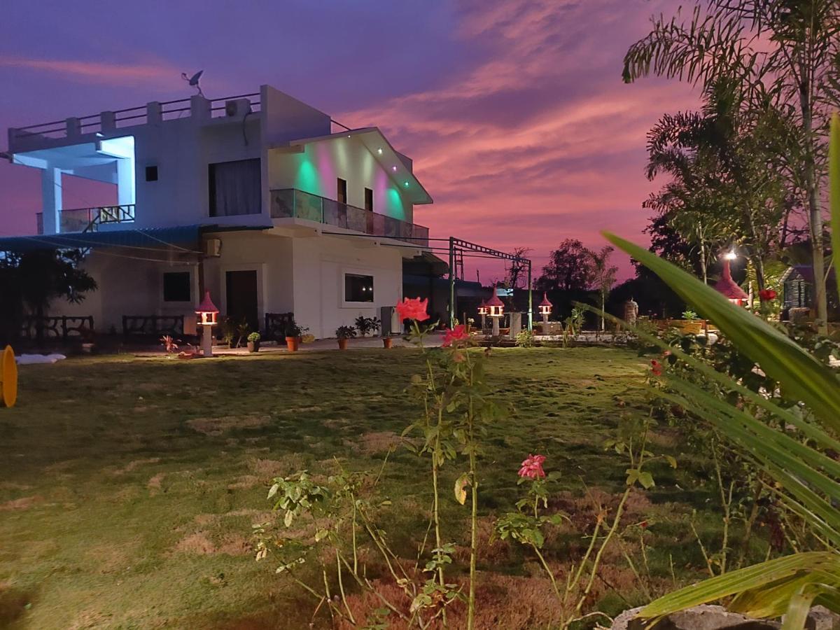Houbara Resort Sasan Gir Ngoại thất bức ảnh